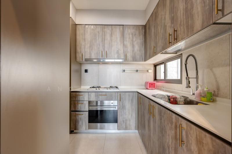 Grandeur Park Residences, 5 Bedok South Avenue 3, Bedok / Upper East Coast, 5 Bedrooms, 1,744 sqft, Condominium For Sale, by Ang Kok Leong, 500251520 - Kitchen - PropertyGuru.com.sg