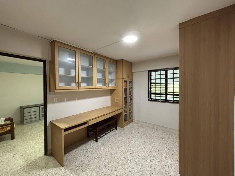247 Jurong East Street 24, 247 Jurong East Street 24, Boon Lay / Jurong / Tuas, 2 Bedrooms, 732 sqft, HDB Flat For Sale, by Betty Chiang, 500251523 - Common Room - PropertyGuru.com.sg
