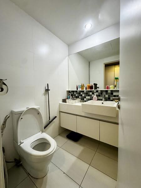 Northwood, 60 Jalan Mata Ayer, Sembawang / Yishun, 3 Bedrooms, 1,335 sqft, Condominium For Rent, by Chew Hock Ngee, 500251525 - Bathroom - PropertyGuru.com.sg