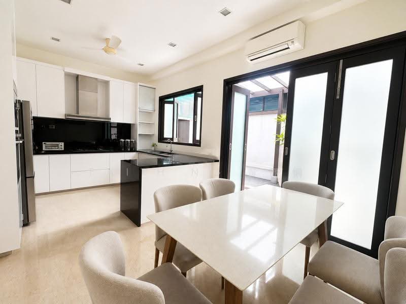 Horizon Gardens, Ang Mo Kio Avenue 2, Ang Mo Kio / Bishan / Thomson, 6 Bedrooms, 3,057 sqft, Cluster House For Sale, by Faith Ng 黄丽娴, 500251530 - Kitchen - PropertyGuru.com.sg