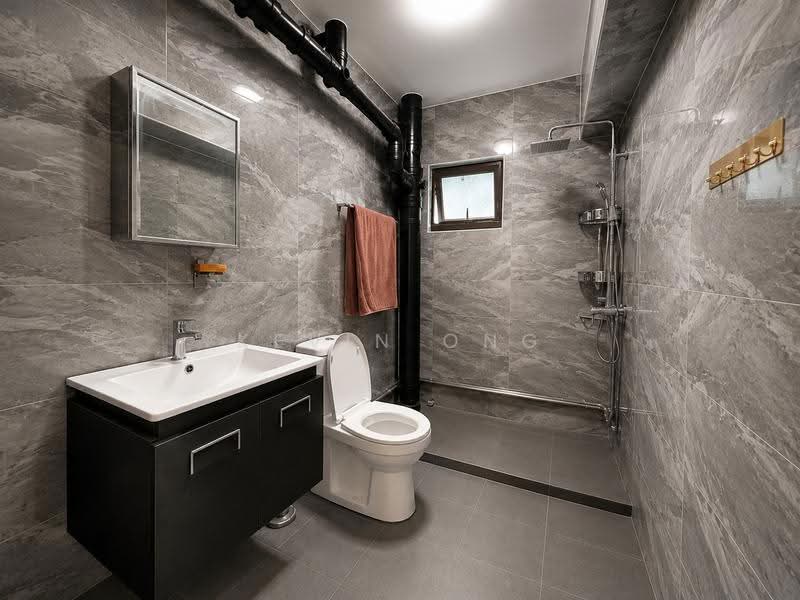 942 Hougang Street 92, 942 Hougang Street 92, Hougang / Punggol / Sengkang, 3 Bedrooms, 1,290 sqft, HDB Flat For Sale, by Kevin Ong, 500251540 - Bathroom - PropertyGuru.com.sg