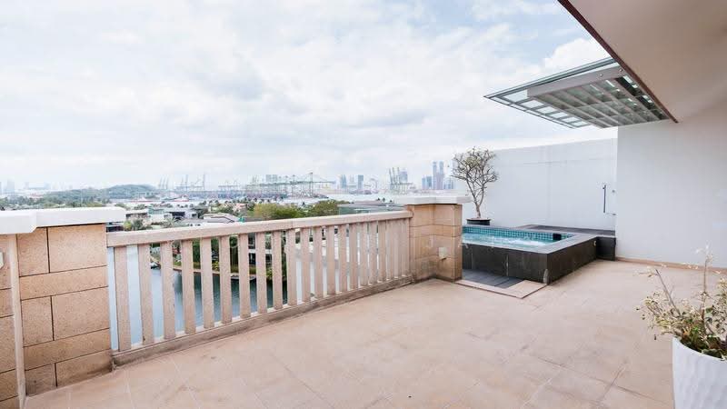 The Berth by the Cove, 216 Ocean Drive, Harbourfront / Telok Blangah, 4 Bedrooms, 3,089 sqft, Condominium For Sale, by Richard Jany, 500251543 - Balcony - PropertyGuru.com.sg