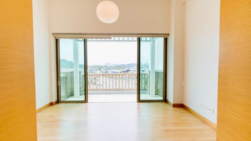The Berth by the Cove, 216 Ocean Drive, Harbourfront / Telok Blangah, 4 Bedrooms, 3,089 sqft, Condominium For Sale, by Richard Jany, 500251543 - Balcony - PropertyGuru.com.sg