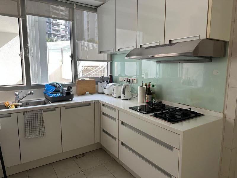 Amber Residences, 50 Amber Road, East Coast / Marine Parade, 3 Bedrooms, 1,798 sqft, Apartment For Sale, by Laura Lin, 500251548 - Kitchen - PropertyGuru.com.sg