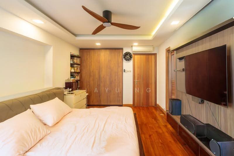 Efficient Large EA Renovated next to MRT, , 4 Bedrooms, 1,603 sqft, HDB Flat For Sale, by Jiayu Ng, 500251572 - Bedroom - PropertyGuru.com.sg
