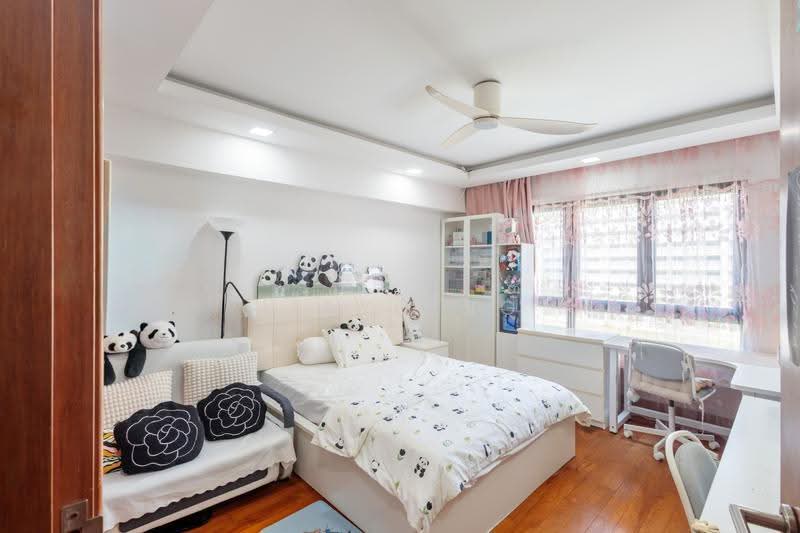 Efficient Large EA Renovated next to MRT, , 4 Bedrooms, 1,603 sqft, HDB Flat For Sale, by Jiayu Ng, 500251572 - Bedroom - PropertyGuru.com.sg