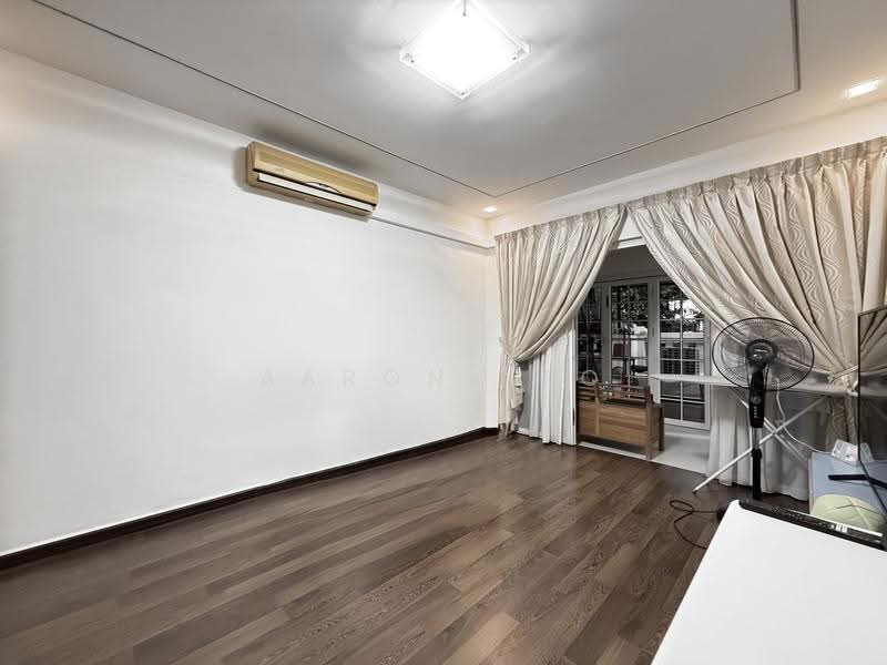 C.H.E.A.P 2 Storey Inter Terrace for Sale Pasir Ris Beach Park, Pasir Ris Heights, Pasir Ris / Tampines, 5 Bedrooms, 2,000 sqft, Terraced House For Sale, by Aaron Yeo, 500251574 - PropertyGuru.com.sg