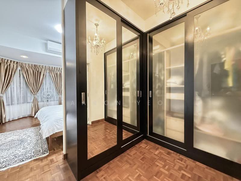 C.H.E.A.P 2 Storey Inter Terrace for Sale Pasir Ris Beach Park, Pasir Ris Heights, Pasir Ris / Tampines, 5 Bedrooms, 2,000 sqft, Terraced House For Sale, by Aaron Yeo, 500251574 - PropertyGuru.com.sg