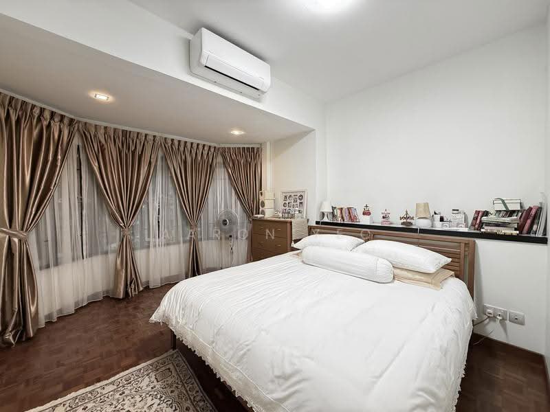 C.H.E.A.P 2 Storey Inter Terrace for Sale Pasir Ris Beach Park, Pasir Ris Heights, Pasir Ris / Tampines, 5 Bedrooms, 2,000 sqft, Terraced House For Sale, by Aaron Yeo, 500251574 - PropertyGuru.com.sg