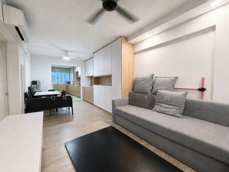 406 Sin Ming Avenue, 406 Sin Ming Avenue, Ang Mo Kio / Bishan / Thomson, 2 Bedrooms, 689 sqft, HDB Flat For Sale, by Ong Beng Yew, 500251584 - Living Room - PropertyGuru.com.sg