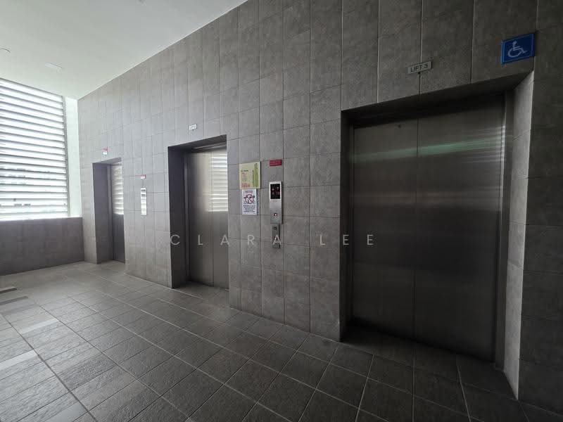Passenger lift
