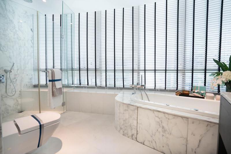 Cliveden at Grange, 108 Grange Road, Tanglin / Holland / Bukit Timah, 4 Bedrooms, 2,842 sqft, Apartment For Sale, by Richard Jany, 500251588 - Bathroom - PropertyGuru.com.sg