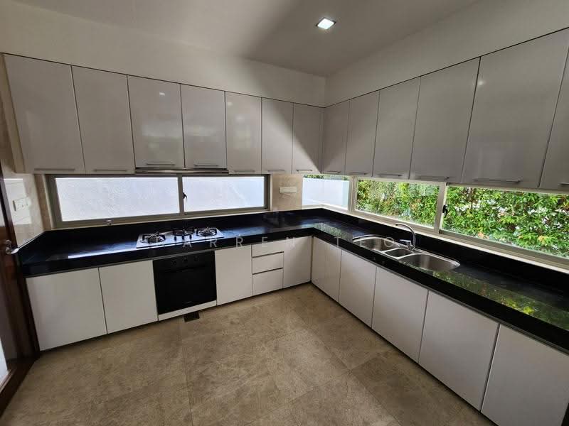 Modern 3 Storey Semi-Detached with Basement & Swimming Pool, Tanglin / Holland / Bukit Timah, 5 Bedrooms, 4,000 sqft, Semi-Detached House For Rent, by Darren Teo, 500251589 - PropertyGuru.com.sg