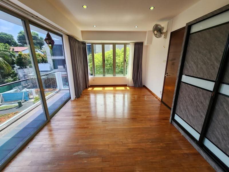 Modern 3 Storey Semi-Detached with Basement & Swimming Pool, Tanglin / Holland / Bukit Timah, 5 Bedrooms, 4,000 sqft, Semi-Detached House For Rent, by Darren Teo, 500251589 - PropertyGuru.com.sg