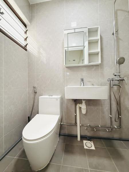 132 Simei Street 1, 132 Simei Street 1, Pasir Ris / Tampines, 2 Bedrooms, 689 sqft, HDB Flat For Sale, by Hanson Chan, 500251599 - Bathroom - PropertyGuru.com.sg