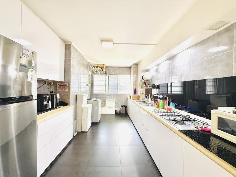 132 Simei Street 1, 132 Simei Street 1, Pasir Ris / Tampines, 2 Bedrooms, 689 sqft, HDB Flat For Sale, by Hanson Chan, 500251599 - Kitchen - PropertyGuru.com.sg