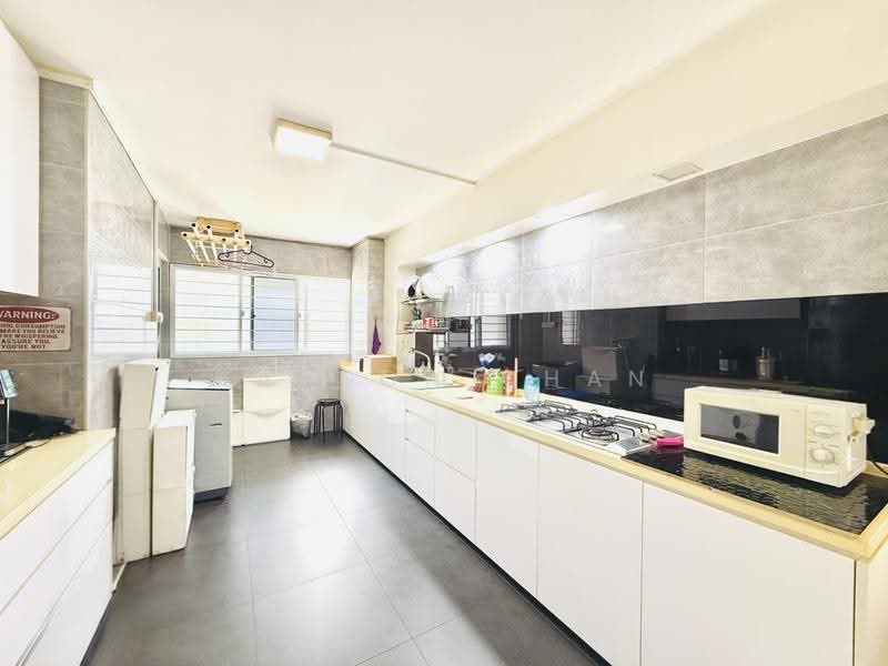 132 Simei Street 1, 132 Simei Street 1, Pasir Ris / Tampines, 2 Bedrooms, 689 sqft, HDB Flat For Sale, by Hanson Chan, 500251599 - Kitchen - PropertyGuru.com.sg