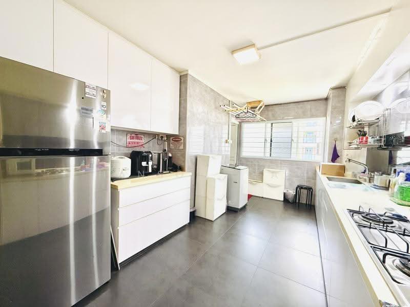 132 Simei Street 1, 132 Simei Street 1, Pasir Ris / Tampines, 2 Bedrooms, 689 sqft, HDB Flat For Sale, by Hanson Chan, 500251599 - Kitchen - PropertyGuru.com.sg