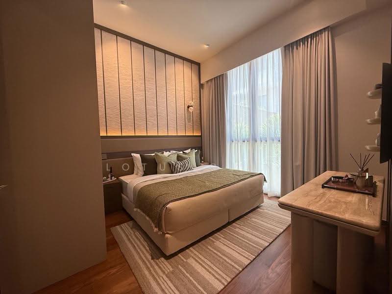 Parksuites, 18 Holland Grove Road, Tanglin / Holland / Bukit Timah, 2 Bedrooms, 786 sqft, Condominium For Sale, by Lotus Guan, 500251601 - Bedroom - PropertyGuru.com.sg