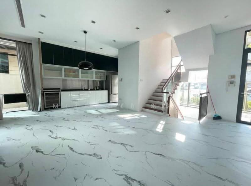 Siglap Hill 33, Siglap Hill, East Coast / Marine Parade, 6 Bedrooms, 3,993 sqft, Detached House For Rent, by Michelle Seah, 500251609 - Kitchen - PropertyGuru.com.sg