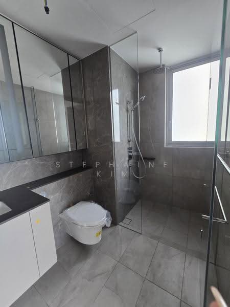 Grand Dunman, 18 Dunman Road, East Coast / Marine Parade, 3 Bedrooms, 1,098 sqft, Condominium For Rent, by Stephaine Kim, 500251610 - Bathroom - PropertyGuru.com.sg
