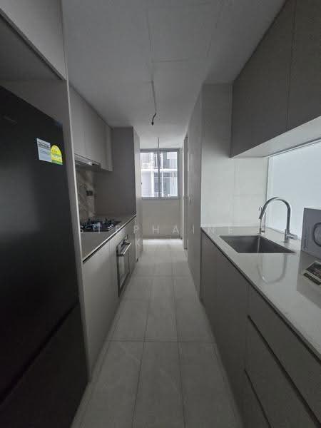 Grand Dunman, 18 Dunman Road, East Coast / Marine Parade, 3 Bedrooms, 1,098 sqft, Condominium For Rent, by Stephaine Kim, 500251610 - Kitchen - PropertyGuru.com.sg