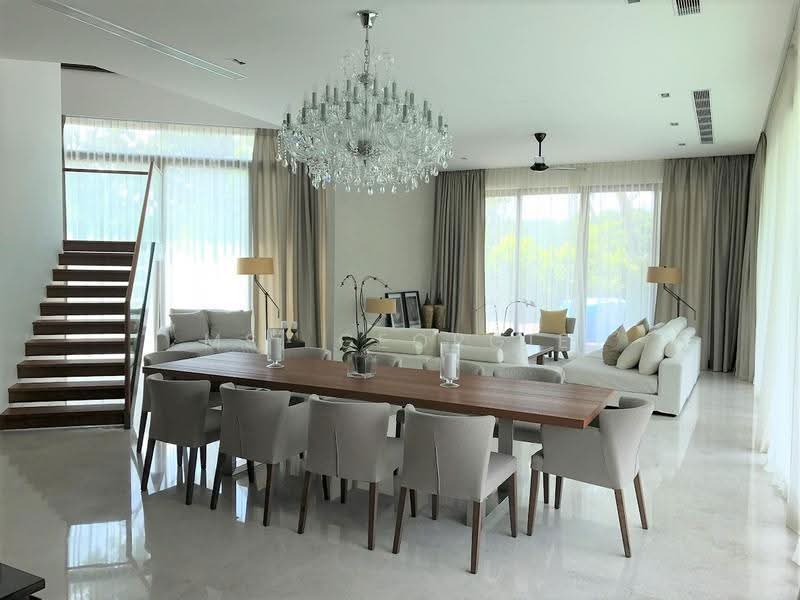 Exclusive 2.5 Storey Bungalow with Private Pool. Near MacRitchie Reservoir, Lornie Road, Olive Road, Joan Road, Newton / Novena, 7 Bedrooms, 9,450 sqft, Bungalow House For Rent, by Ms. Georgie, 500251625 - Living Room - PropertyGuru.com.sg