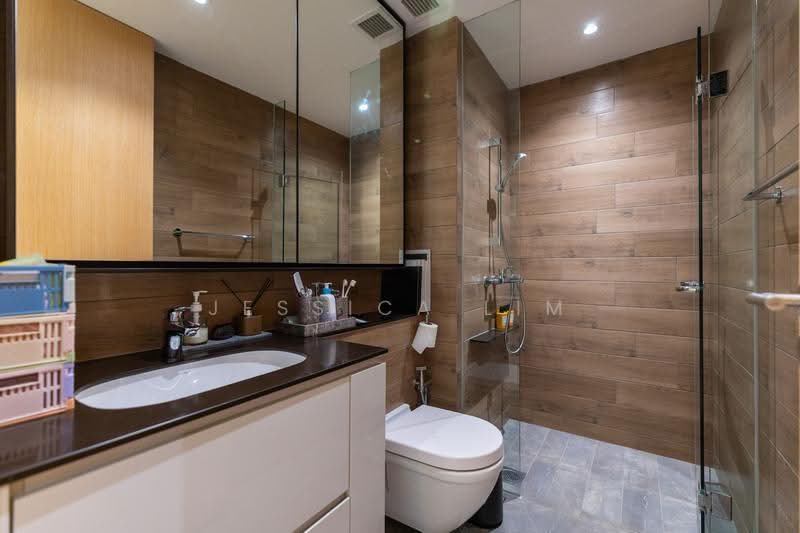 The Tre Ver, 62 Potong Pasir Avenue 1, Macpherson / Potong Pasir, 2 Bedrooms, 700 sqft, Condominium For Sale, by Jessica Lim, 500251628 - Bathroom - PropertyGuru.com.sg