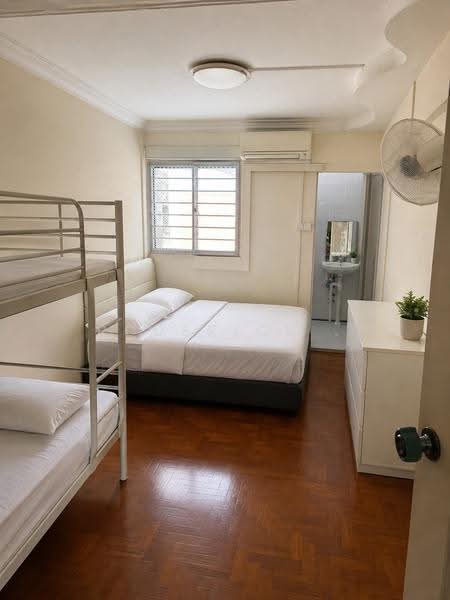 532 Ang Mo Kio Avenue 10, 532 Ang Mo Kio Avenue 10, Ang Mo Kio / Bishan / Thomson, 2 Bedrooms, 915 sqft, HDB Flat For Sale, by Roderick ., 500251640 - Bedroom illustration picture - PropertyGuru.com.sg