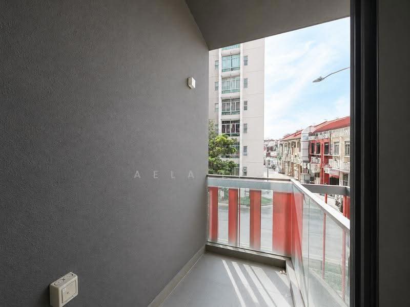 The Centren, 1 Lorong 27 Geylang, Eunos / Geylang / Paya Lebar, 2 Bedrooms, 624 sqft, Apartment For Rent, by Aela Lim, 500251646 - Balcony - PropertyGuru.com.sg
