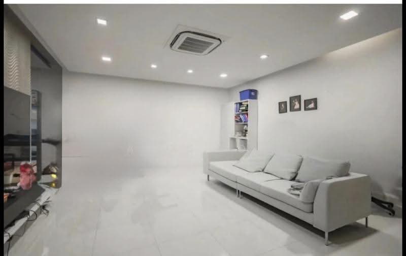 Wak Hassan drive, Sembawang / Yishun, 8 Bedrooms, 8,442 sqft, Bungalow House For Sale, by Amos Foo, 500251647 - Living Room - PropertyGuru.com.sg
