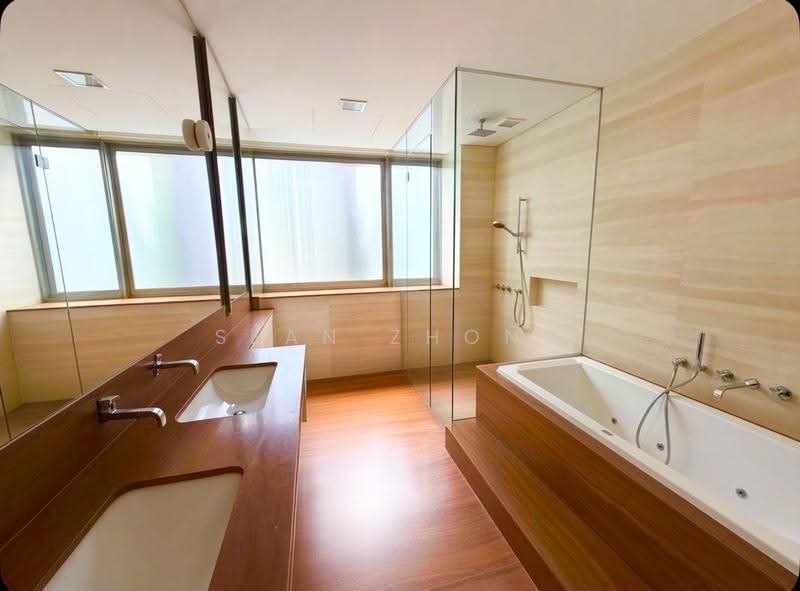 Hilltops, 99 Cairnhill Circle, Orchard / River Valley, 5 Bedrooms, 2,874 sqft, Condominium For Sale, by Sean Zhong, 500251649 - Bathroom - PropertyGuru.com.sg