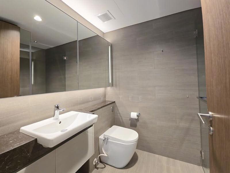 Parc Esta, 902 Sims Avenue, Eunos / Geylang / Paya Lebar, 2 Bedrooms, 743 sqft, Condominium For Sale, by Idy Tee, 500251653 - Bathroom - PropertyGuru.com.sg