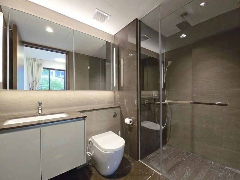 Parc Esta, 902 Sims Avenue, Eunos / Geylang / Paya Lebar, 2 Bedrooms, 743 sqft, Condominium For Sale, by Idy Tee, 500251653 - Bathroom - PropertyGuru.com.sg