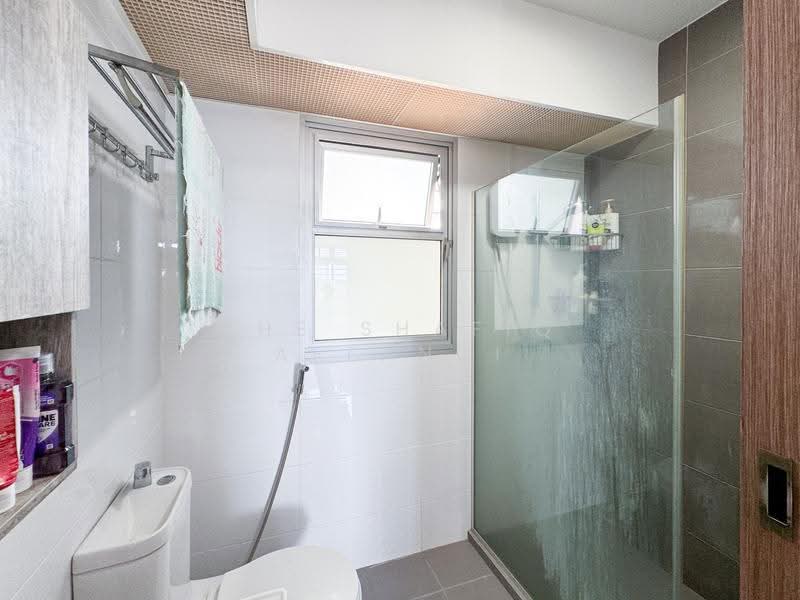 353B Anchorvale Lane, 353B Anchorvale Lane, Hougang / Punggol / Sengkang, 3 Bedrooms, 1,001 sqft, HDB Flat For Sale, by THE SHAFIQ AFFANDI, 500251656 - Bathroom - PropertyGuru.com.sg