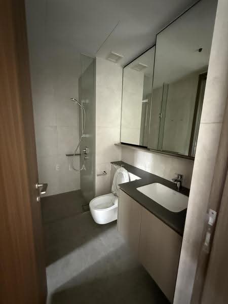 Pinetree Hill, 30 Pine Grove, Clementi Park / Upper Bukit Timah, 2 Bedrooms, 915 sqft, Condominium For Rent, by Elaine Ho, 500251659 - Bathroom - PropertyGuru.com.sg
