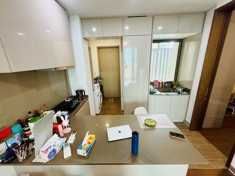 8 Hullet, 8 Hullet Road, Orchard / River Valley, 2 Bedrooms, 657 sqft, Apartment For Sale, by Murphy Lee, 500251660 - Kitchen - PropertyGuru.com.sg