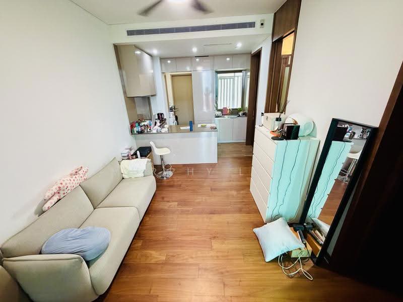 8 Hullet, 8 Hullet Road, Orchard / River Valley, 2 Bedrooms, 657 sqft, Apartment For Sale, by Murphy Lee, 500251660 - Living Room - PropertyGuru.com.sg