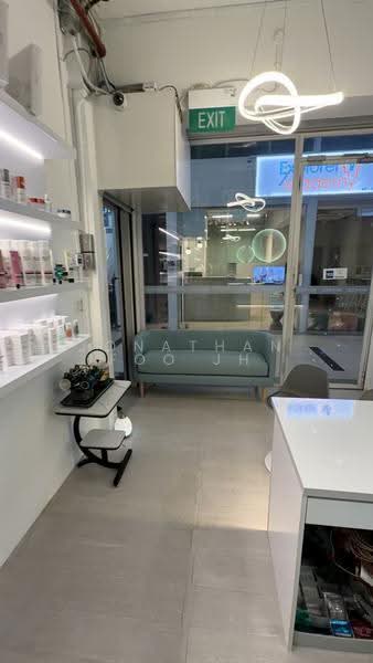 The MidTown, 1187 Upper Serangoon Road, Hougang / Punggol / Sengkang, 786 sqft, Mall Shop For Sale, by Jonathan Foo JH, 500251673 - Interior - CommercialGuru.com.sg