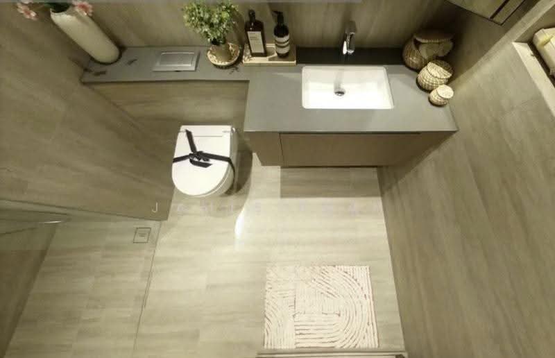 Sora, 73/74/76/78 Yuan Ching Road, Boon Lay / Jurong / Tuas, 3 Bedrooms, 1,195 sqft, Condominium For Sale, by James Seah, 500251679 - Bathroom - PropertyGuru.com.sg