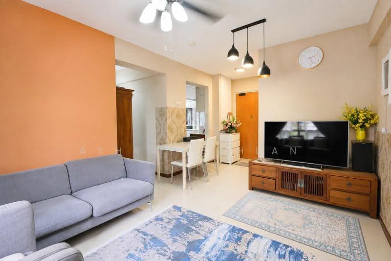 366A Sembawang Crescent, 366A Sembawang Crescent, Sembawang / Yishun, 2 Bedrooms, 732 sqft, HDB Flat For Sale, by Ashraf Sahlan, 500251695 - Living Room - PropertyGuru.com.sg