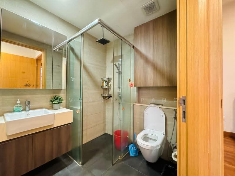 Casa Cambio, 9 Lim Tua Tow Road, Hougang / Punggol / Sengkang, 2 Bedrooms, 484 sqft, Condominium For Sale, by Luvianne Pang, 500251697 - Bathroom - PropertyGuru.com.sg