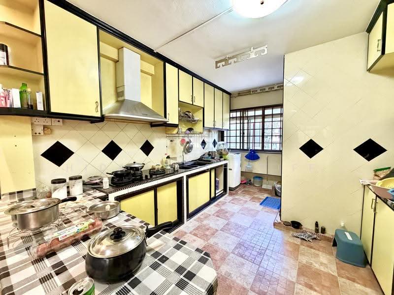 213 Pasir Ris Street 21, 213 Pasir Ris Street 21, Pasir Ris / Tampines, 3 Bedrooms, 1,141 sqft, HDB Flat For Sale, by Hidayat Shariff, 500251700 - Kitchen - PropertyGuru.com.sg
