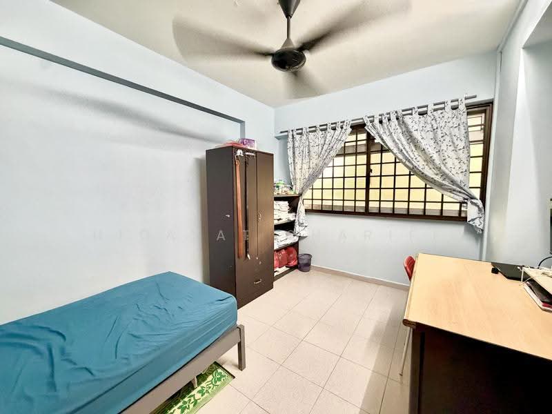 213 Pasir Ris Street 21, 213 Pasir Ris Street 21, Pasir Ris / Tampines, 3 Bedrooms, 1,141 sqft, HDB Flat For Sale, by Hidayat Shariff, 500251700 - Bedroom - PropertyGuru.com.sg