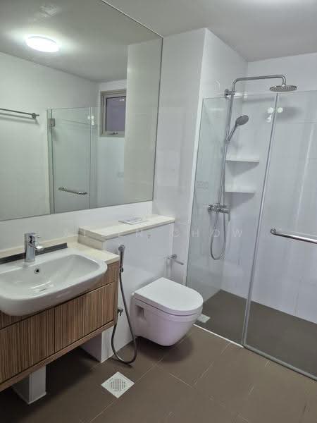 Heron Bay, 63 Upper Serangoon View, Hougang / Punggol / Sengkang, 4 Bedrooms, 1,281 sqft, Condominium For Sale, by Allen Chow, 500251702 - Bathroom - PropertyGuru.com.sg