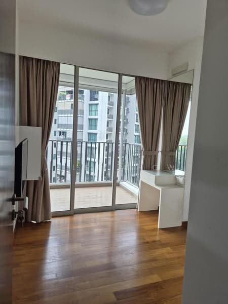 Heron Bay, 63 Upper Serangoon View, Hougang / Punggol / Sengkang, 4 Bedrooms, 1,281 sqft, Condominium For Sale, by Allen Chow, 500251702 - Balcony - PropertyGuru.com.sg