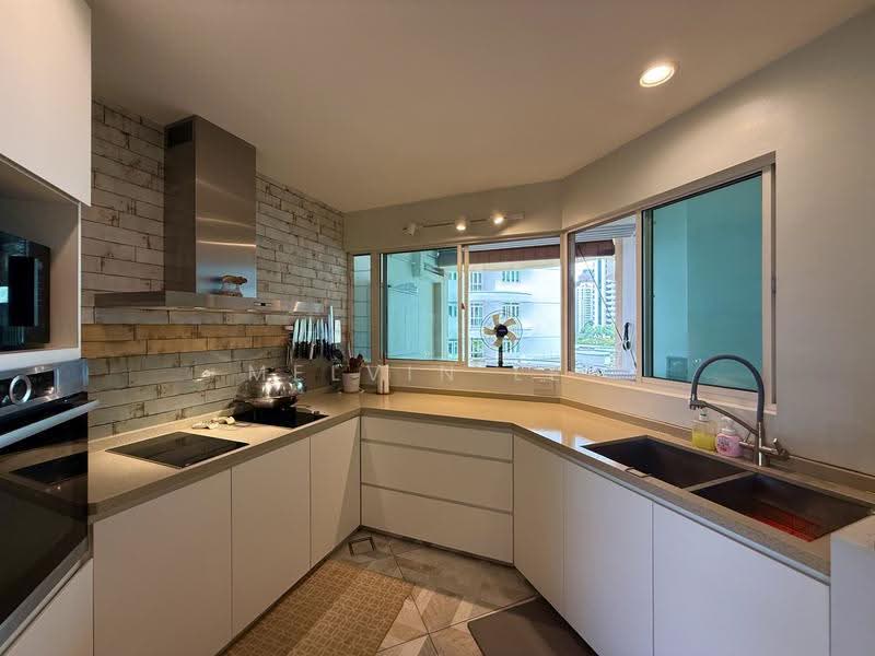 Seven Holt Road, 7 Holt Road, Tanglin / Holland / Bukit Timah, 4 Bedrooms, 2,250 sqft, Condominium For Sale, by Melvin Lee, 500251707 - Kitchen - PropertyGuru.com.sg