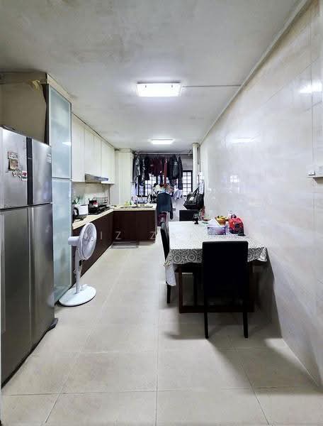 235 Ang Mo Kio Avenue 3, 235 Ang Mo Kio Avenue 3, Ang Mo Kio / Bishan / Thomson, 2 Bedrooms, 721 sqft, HDB Flat For Sale, by Faiz Zaffre, 500251716 - Kitchen - PropertyGuru.com.sg