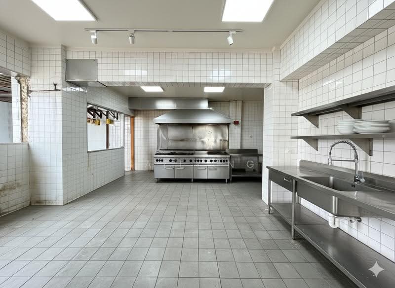 Rare Large-Format F&B Opportunity in Joo Chiat, Joo Chiat Road, East Coast Road, East Coast / Marine Parade, 3,000 sqft, Food & Beverage For Rent, by Sally Ng, 500251717 - Kitchen - CommercialGuru.com.sg