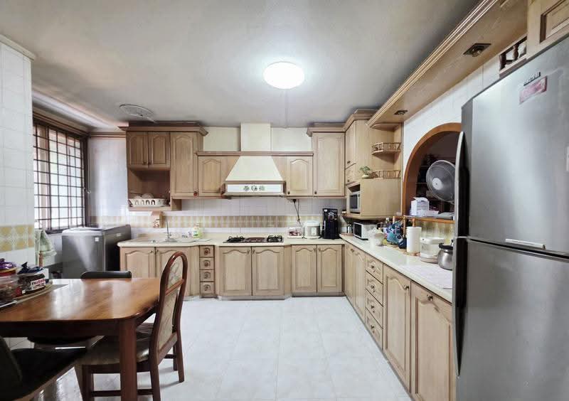 829 Jurong West Street 81, 829 Jurong West Street 81, Boon Lay / Jurong / Tuas, 4 Bedrooms, 1,571 sqft, HDB Flat For Sale, by Faiz Zaffre, 500251718 - Kitchen - PropertyGuru.com.sg